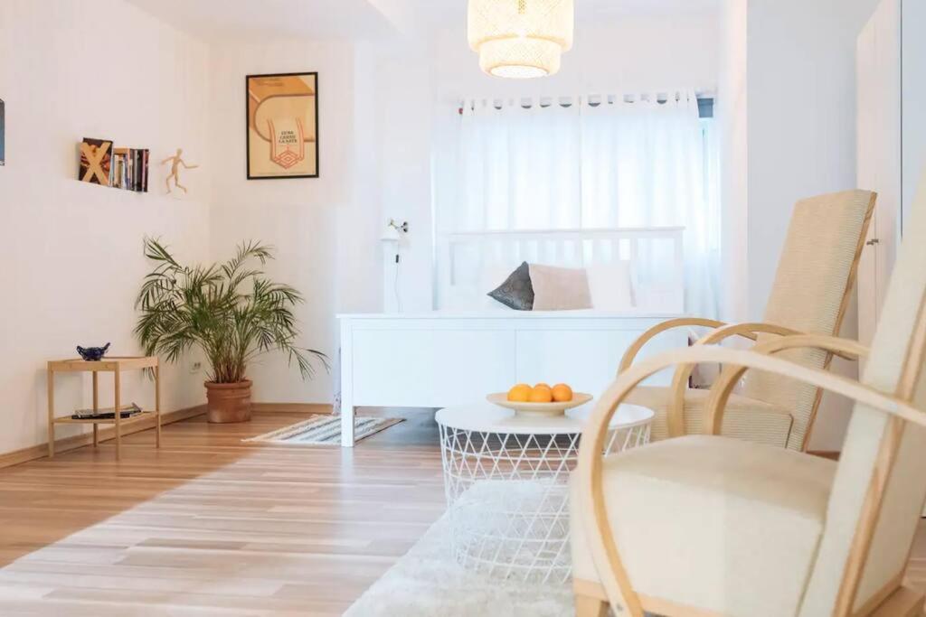 Studio Old Town Bukares Bagian luar foto
