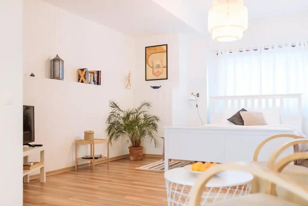 Studio Old Town Bukares Bagian luar foto